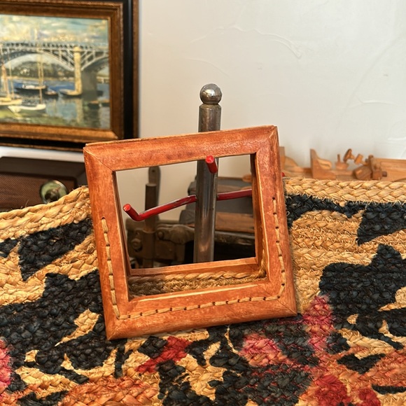 ANTIK KRAFT Pallavi Tote Woven Bag Wood Handles - Picture 3 of 7